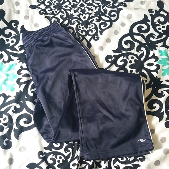 2/$15 ATHLETIC Works Boys' Tricot Jogger - Picture 2 of 5